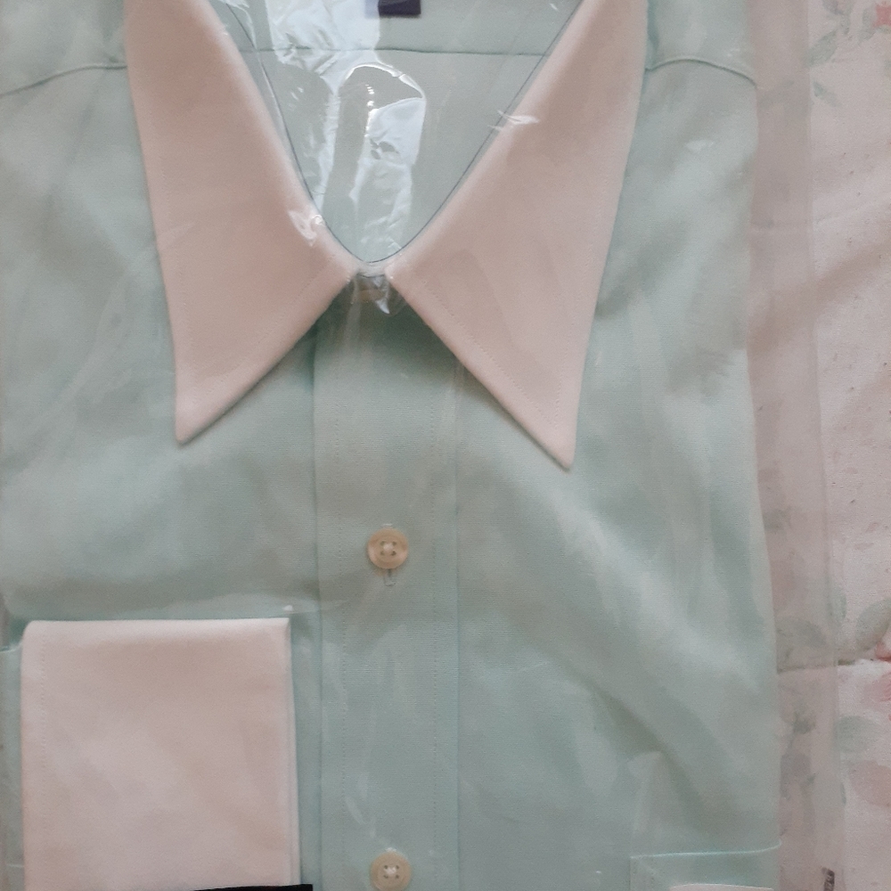 Men mint Colored Paul Fredrick dress shirt